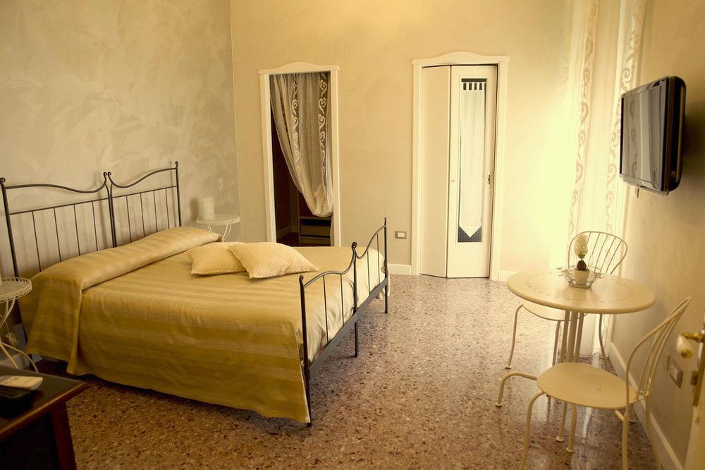 A Class Lecce Dış mekan fotoğraf